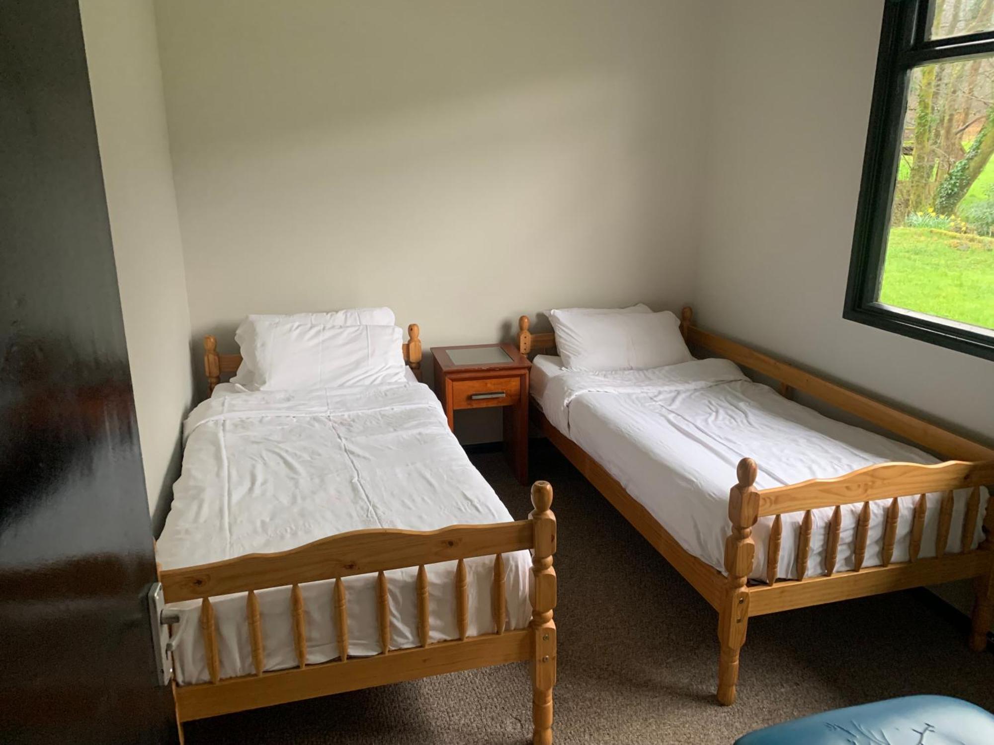 L And A Lodges 포트탤벗 외부 사진